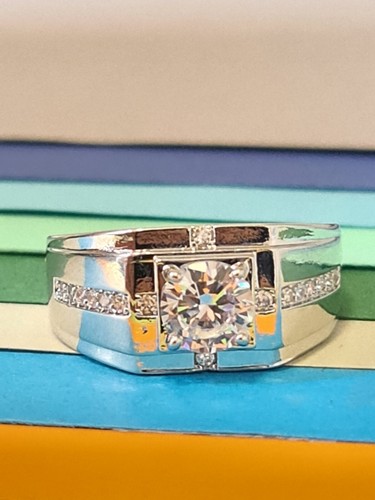 Anello uomo luminoso con - uomo,