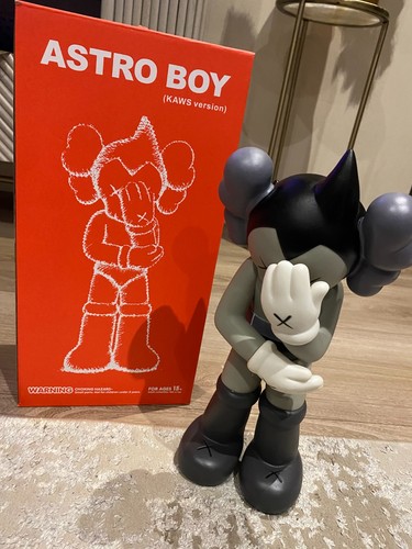 Astro boy kaws version large - boy,