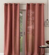 Tenda Confezionata Con Borchie