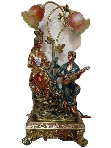 Lampada con statua coppia - , dama