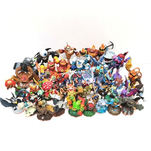 Personaggi skylanders giants - personaggi,