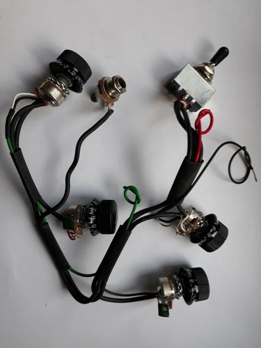 Ibanez-pots,knobs,caps,wires