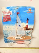 WINDY SAILING BOAT BARCA A