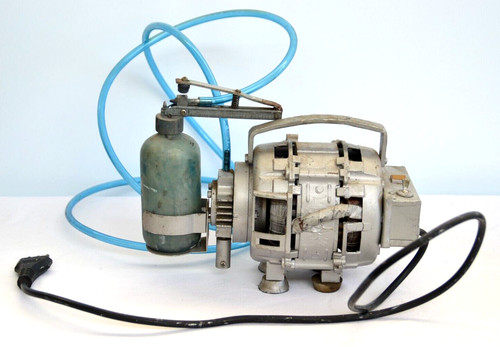 Vecchio aerografo compressore - vecchio,