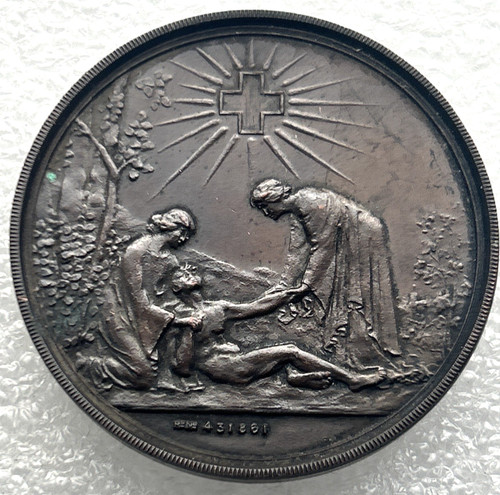 Ww1 nursing medal red - ww1,