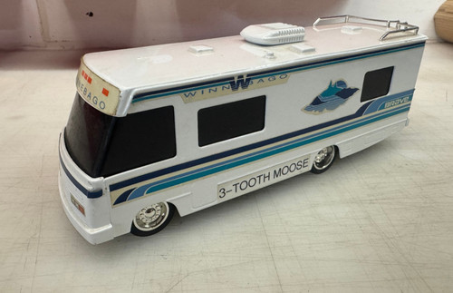 Ertl 1994 winnebago brave - ertl,