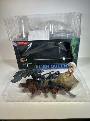 Alien resurrection queen with - resurrection,