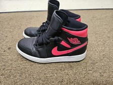 Size 7.5 - Jordan 1 Mid Siren