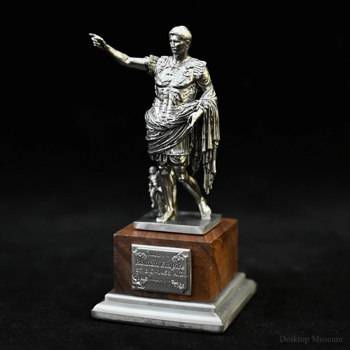 Statua dell imperatore romano - statua, dell'imperatore