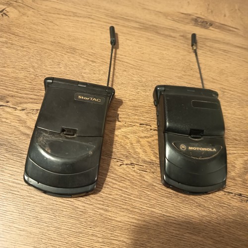 Motorola startac flip phone - motorola,