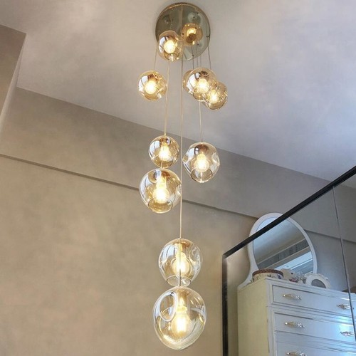 Lampadario per scale