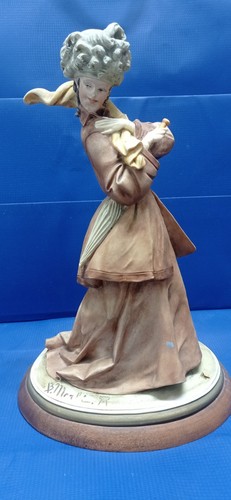 Porcellana capodimonte dama - capodimonte,