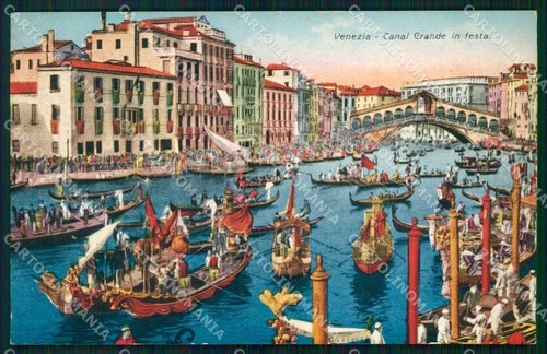 Venezia città canal - città, in
