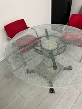 Tavolo realizzato a mano