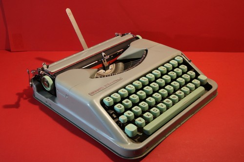 Macchina scrivere vintage - da,
