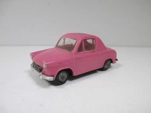 Tres rare vespa 400 rose - tres,