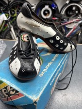 Corvaro vintage sports shoes