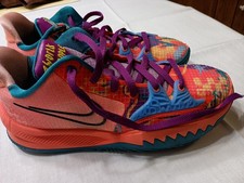Rare scarpe Nike Kyrie Low 4