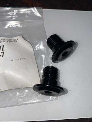 Kit bulloni asse sedile mega - kit,