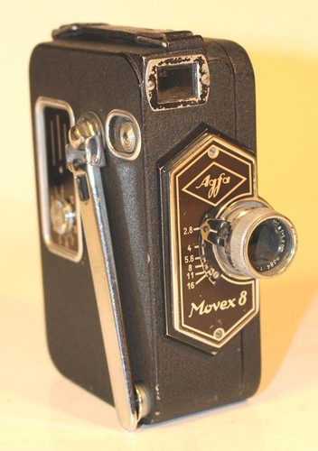 Macchina fotografica - , a