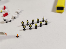 40x Yellow AIRPORT GROUND