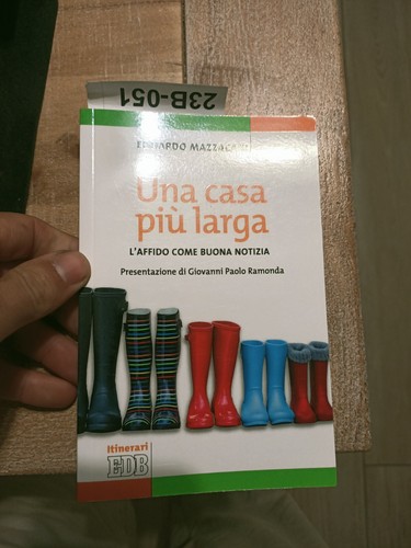 Una casa più larga affido - casa, larga.