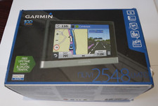 Garmin Nuvi 2548LMT-D, ottime condizioni, Regno Unito ed Europa mappe a vita e traffico digitale