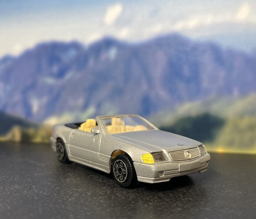 Modellino auto mercedes 300 - 300, sl