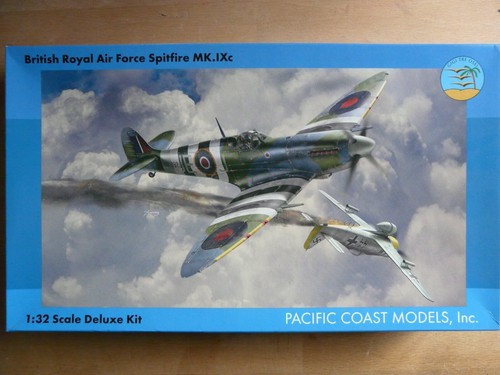 Maquette avion pacific - 1/32,