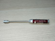 Lampada da lettura Torcia + mini laser- 2 pulsanti -batteriae a bottono 3 X LR44