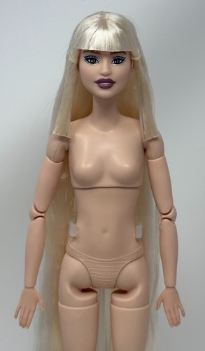 Barbie fashion frontier - barbie,