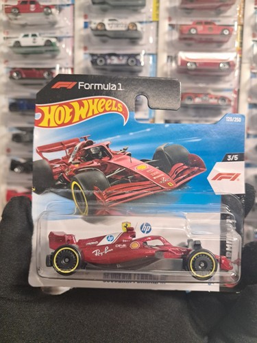 Hot wheels scuderia - hot, ferrari