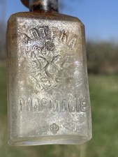 Antica bottiglia da farmacia