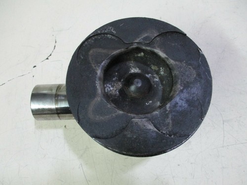 Pistone del cilindro motore - pistone,