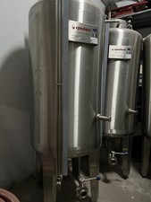 Serbatoio Acciaio Inox 300L per Birra Vino e Alimenti Telefono 333 258 7705