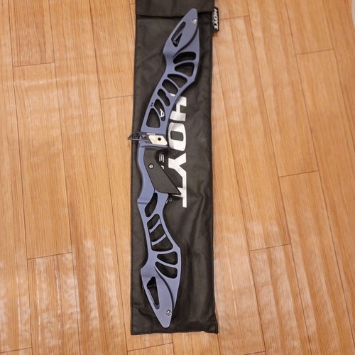 Hoyt right hande exceed - right,