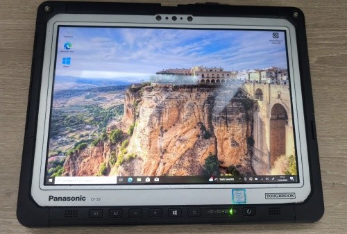 Panasonic toughbook 33 - panasonic,