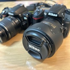 Nikon D7000 e D40 set di due