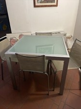 tavolo da cucina allungabile +4 Sedie
