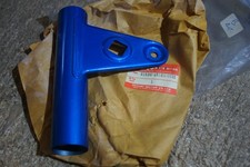 SUZUKI ZR50 ZR50X1 RH SUPPORTO MONTAGGIO LUCE TESTA DESTRA BLU 51530-46185-05h NOS