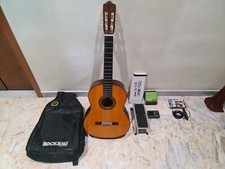 Chitarra classica con borsa + metronomo + pedale + amplificatore universale.
