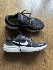 Nike Air Zoom Vomero 16