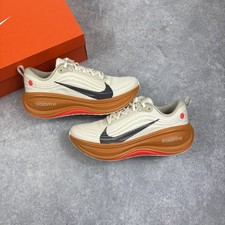 Taglia 9 - Nike Vomero Plus