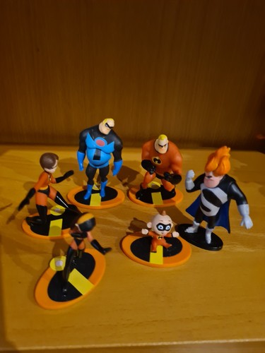 Personaggi disney pixar super - personaggi,