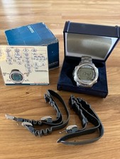 Suunto Stinger Dive Watch – Excellent Condition + Box, Manual, Extra Straps