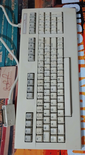 Tastiera commodore 128 - c, d