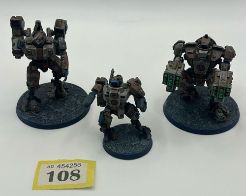 Tau xv8 crisis - crisis, battlesuit