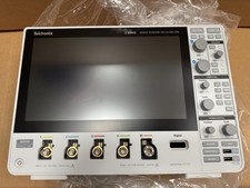 Tektronix MDO34 3-BW-200, 4