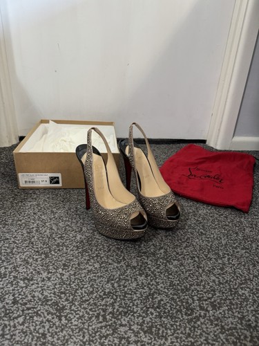 Christian louboutin realizzato - christian,