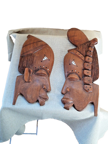 Coppia maschere tribali - di,